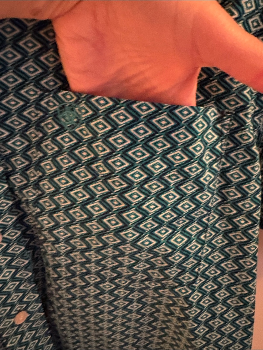 Ariat Geometric Short-Sleeve Button-Down Shirt - Picture 3 of 16